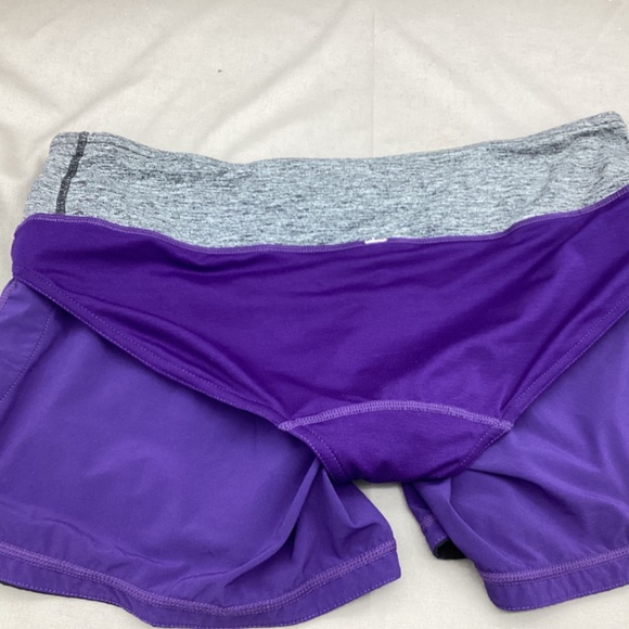 Lulu Lemon Run Speed Shorts - Picture 4 of 7